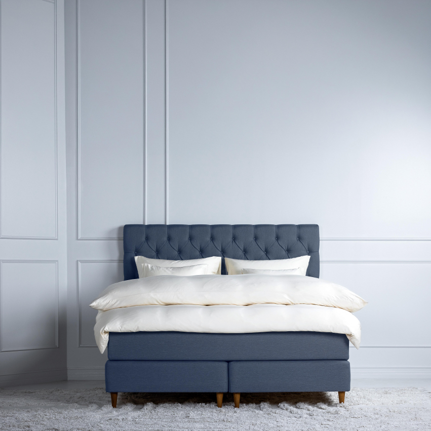 Winga Premium Continental Bed Blue 160 in the group Beds / Bed Brands / Winga Beds at Sängvaruhuset Elgen (V287002901_bl_160)