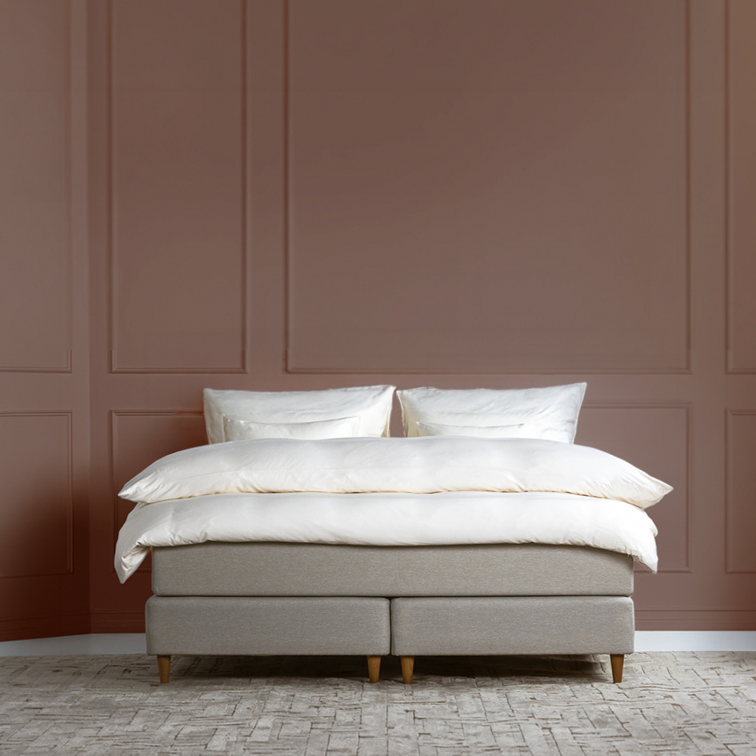 Winga Icon Continental Bed in the group Beds / Bed Brands / Winga Beds at Sängvaruhuset Elgen (VK226003501)