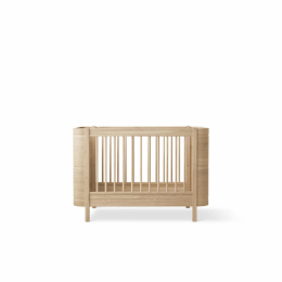 Oliver Furniture Wood Crib Mini Oak