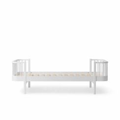 Oliver Furniture Wood Original Bed White