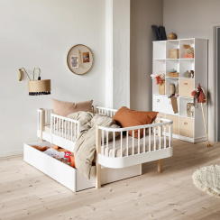 Oliver Furniture Wood Original Bed White