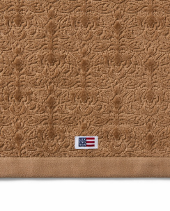 Lexington Velour Jacquard Ornament Towel Fudge