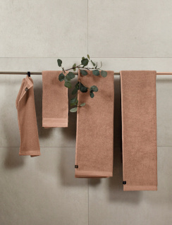 Himla Lina Towel Grounded