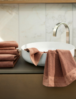 Himla Lina Towel Grounded