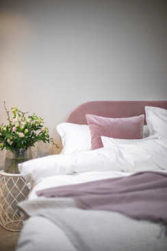 Mille Notti Bianca Headboard Velvet Pink
