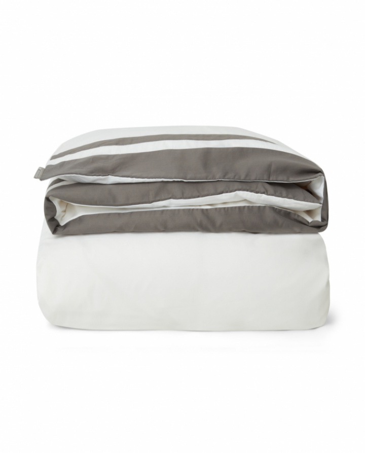 Lexington Hotel Sateen White/Charcoal Contrast Dynebetræk i gruppen Sengetøj / Brands / Lexington Sengetøj hos Sängvaruhuset Elgen (10081095_1015)