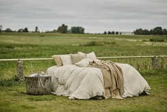 Gustav Ovland Marabel Sengesæt Beige 150x210 cm