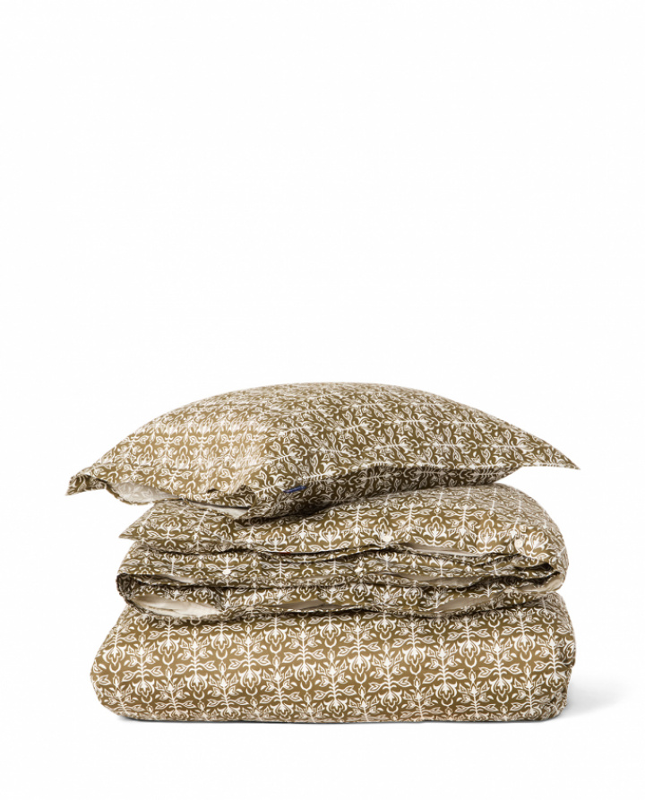 Lexington Ornament Cotton Sateen Dynebetræk Sæt Olive/Hvid i gruppen Sengetøj / Brands / Lexington Sengetøj hos Sängvaruhuset Elgen (12630013-8060-S17500)