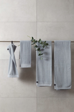 Himla Lina Towel Cool