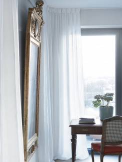 Himla Sunshine Curtain with Pleating Tape White 140x290cm