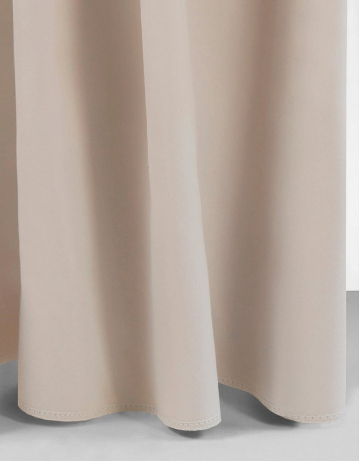 Hasta Curtain Dokie Blackout Beige Extra Tall and Wide in the group exclude from total discount at Sängvaruhuset Elgen (48519)