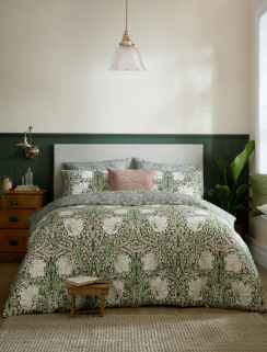 William Morris Pussilakanasetti Pimpernel Fern Green