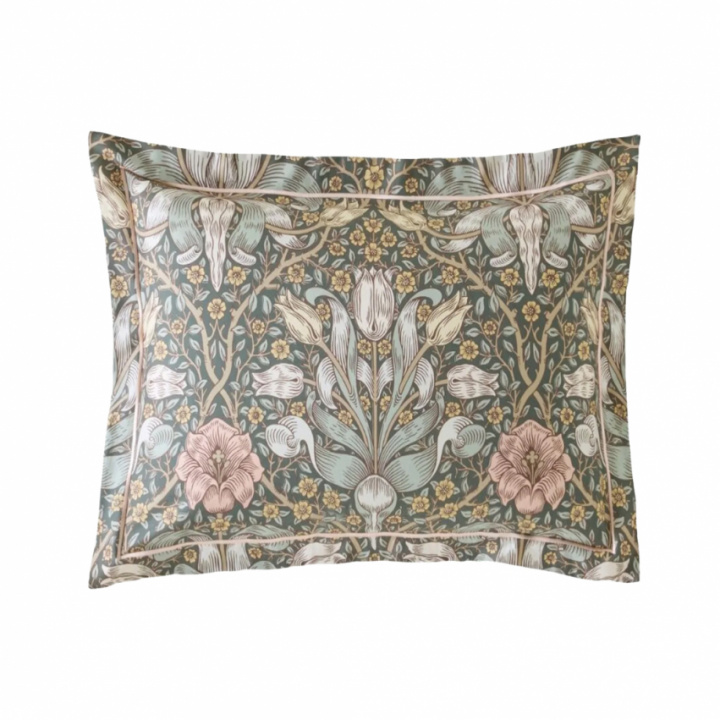 William Morris Tyynynpäällinen Spring Thicket Mineral 50x60 cm ryhmässä Vuodevaatte / Tyynyliinat / Koko / Tyynyliina 50x60 cm @ Sängvaruhuset Elgen (5021253302203)