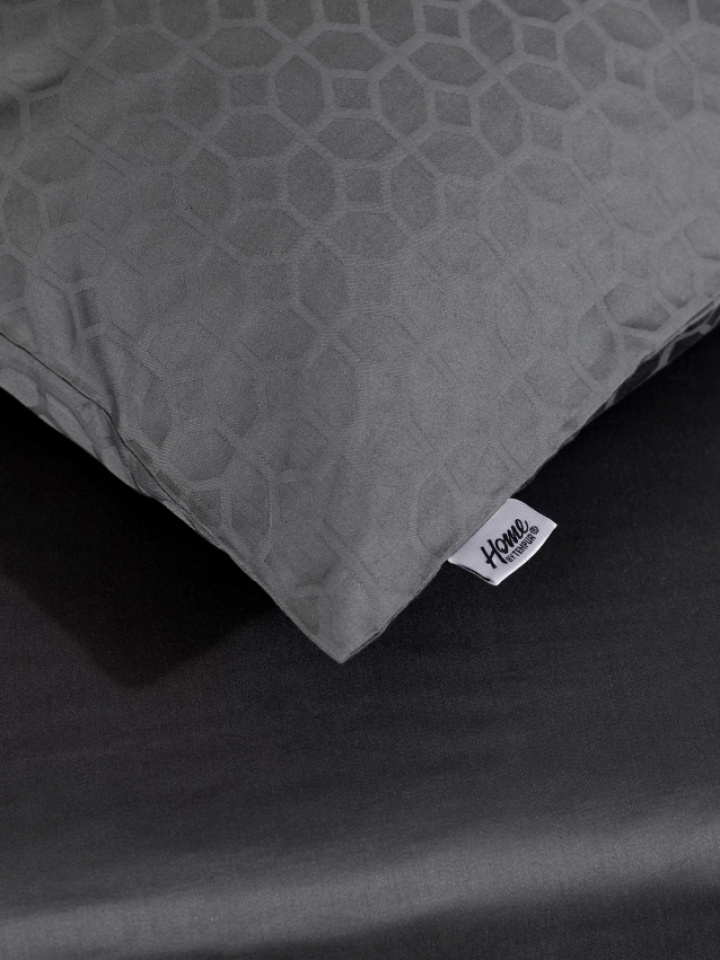 Tempur Pudebetræk Satin Luxe Jacquard Antracit 50x60 cm i gruppen Sengetøj / Brands / Tempur Sengetøj hos Sängvaruhuset Elgen (73010891)