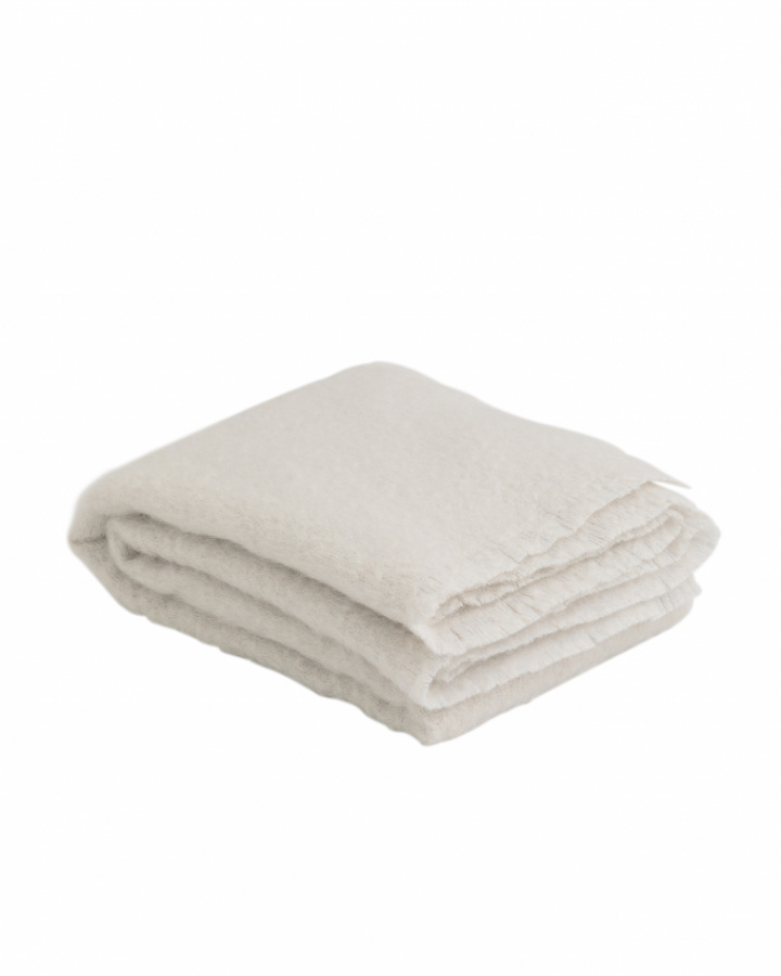 GANT Home Mohair Throw Light Grey ryhmässä Vuodevaatte / Tavaramerkit / Gant Home Vuodevaatteet @ Sängvaruhuset Elgen (853098102_117)