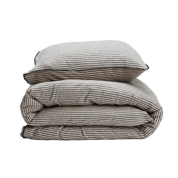 Gripsholm Dynebetræk Sæt Flannel Black Stripe i gruppen Sengetøj / Brands / Gripsholm Sengetøj hos Sängvaruhuset Elgen (917747-10)