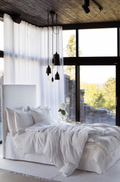 Himla Sunrise Bedspread White