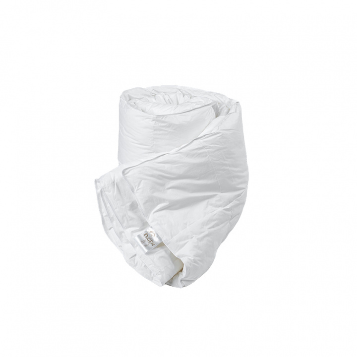 Elgen Dyne 150x210 cm i gruppen Dyner / Brands / Elgen Hotel Beds Dyner hos Sängvaruhuset Elgen (E5045-691014-LF800)
