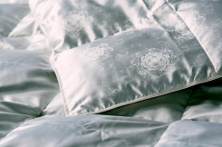 Engmo Dun Victoria the world\'s most exclusive down duvet