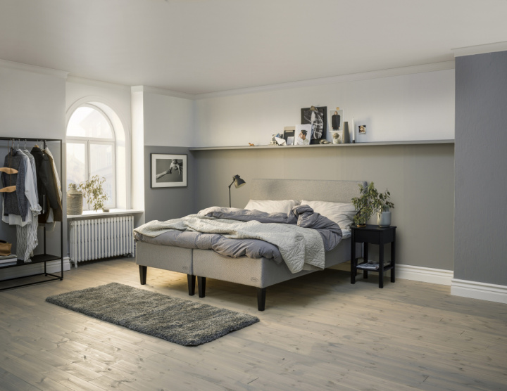 Jensen Bed Headboard Ceres Floor (Diplomat) Grey in the group Campaigns / Black Week - Bed Warehouse Elgen / at Sängvaruhuset Elgen (QF55600018100)