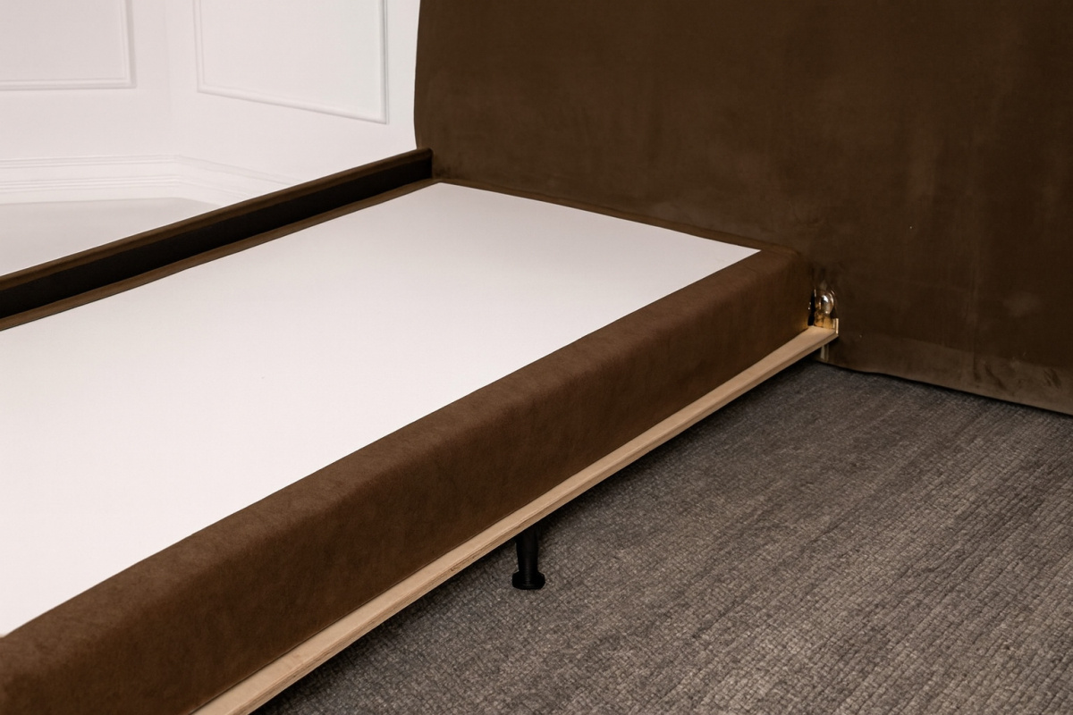 Elgen Hotel Beds Sängynrunko Monte Carlo